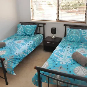 Ridgehouse Holiday home